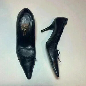 Chanel Vintage Black Pointed Square Toe Heels Bow 36 Leather Mules Gold CC Logo